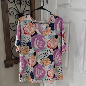 entro Multicolor Floral V-Neck Short Sleeve Top - Pink, Purple, Yellow, Navy